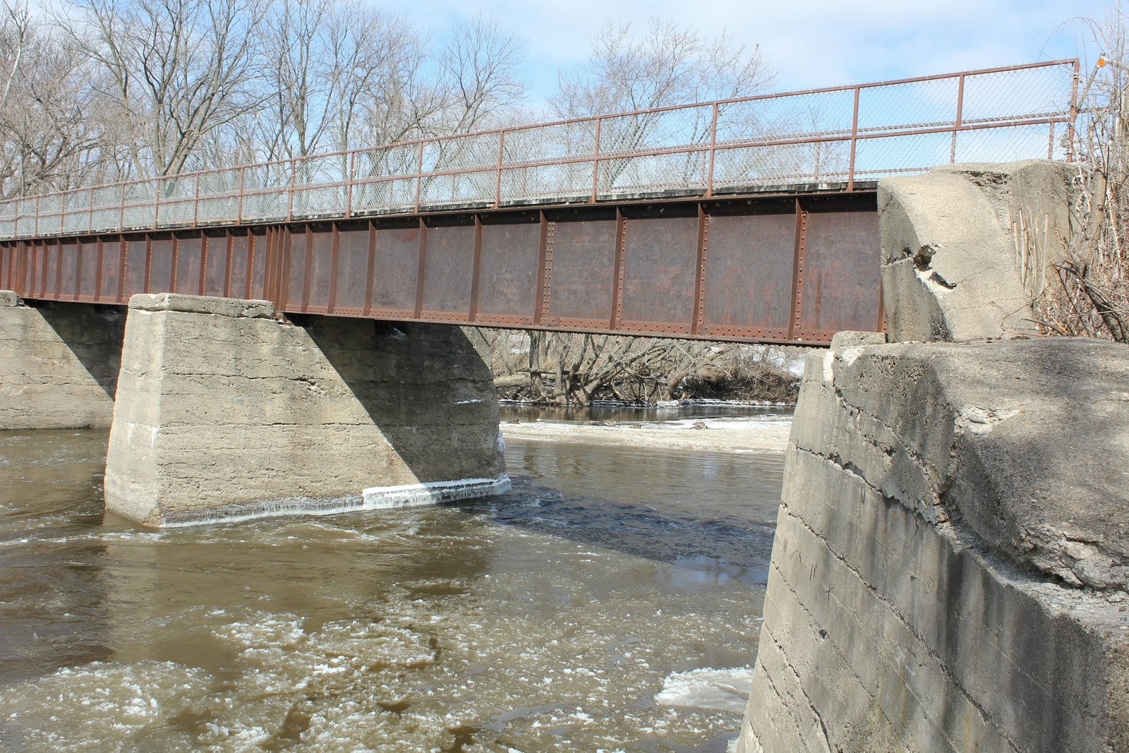 East span